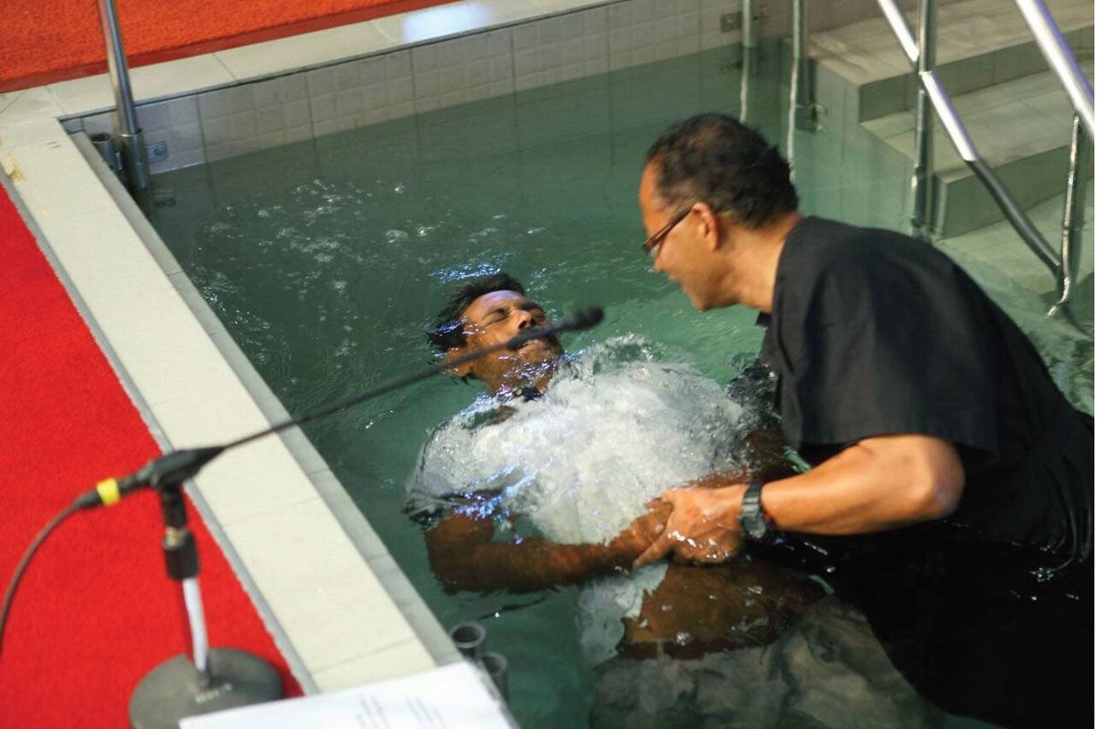 Baptising belivers@ Bethesda Frankel Estate Church